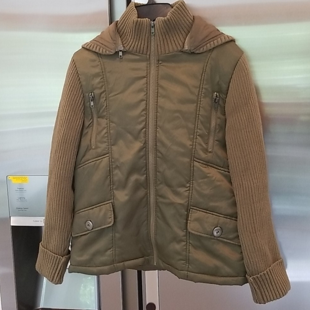 💕GEE GEE SPORT💕 Nylon Ribbed Knit Hooded Ja ket